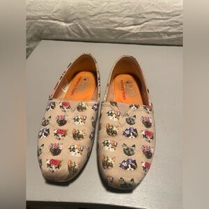 Women’s Size 6 Cat Bobs by Sketchers